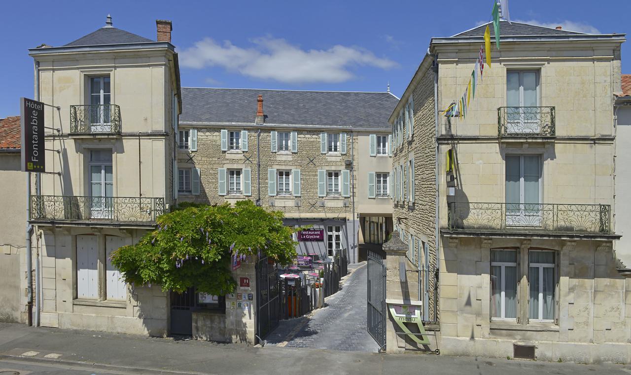 Logis Hotel-Restaurant Le Fontarabie Fontenay-le-Comte Eksteriør billede